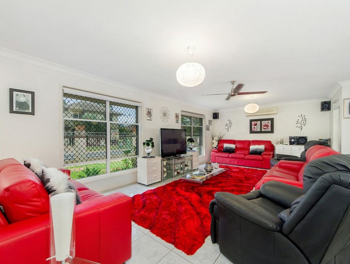 4 Casablanca Court, Burleigh Waters QLD 4220, Image 1
