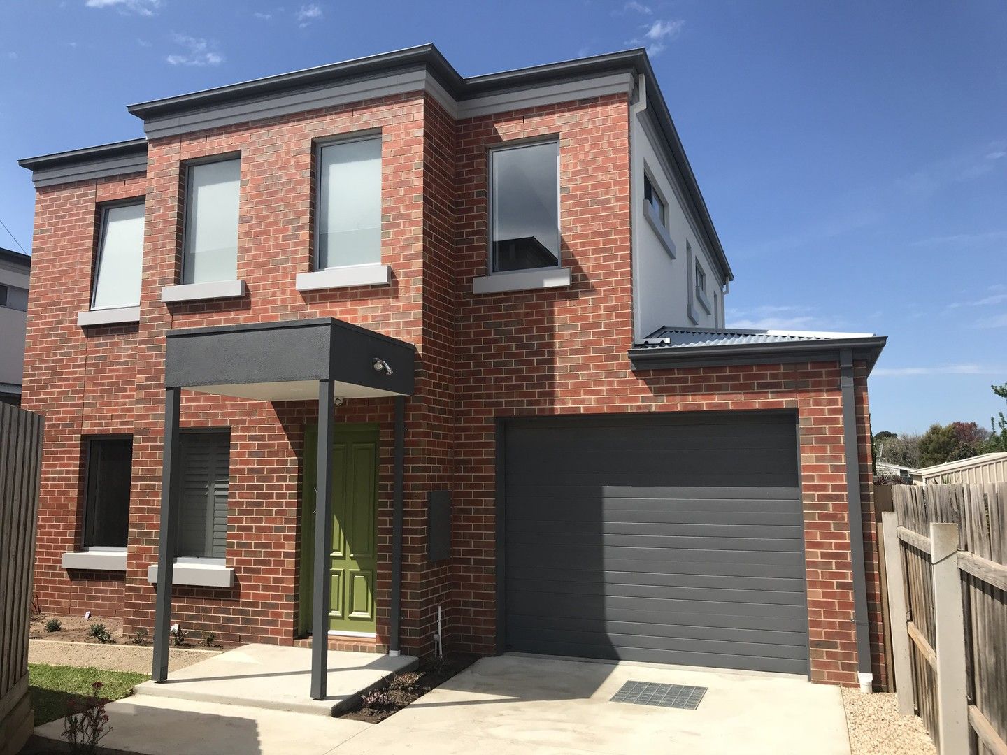 3 bedrooms House in 4B Holyrood Avenue NEWTOWN VIC, 3220