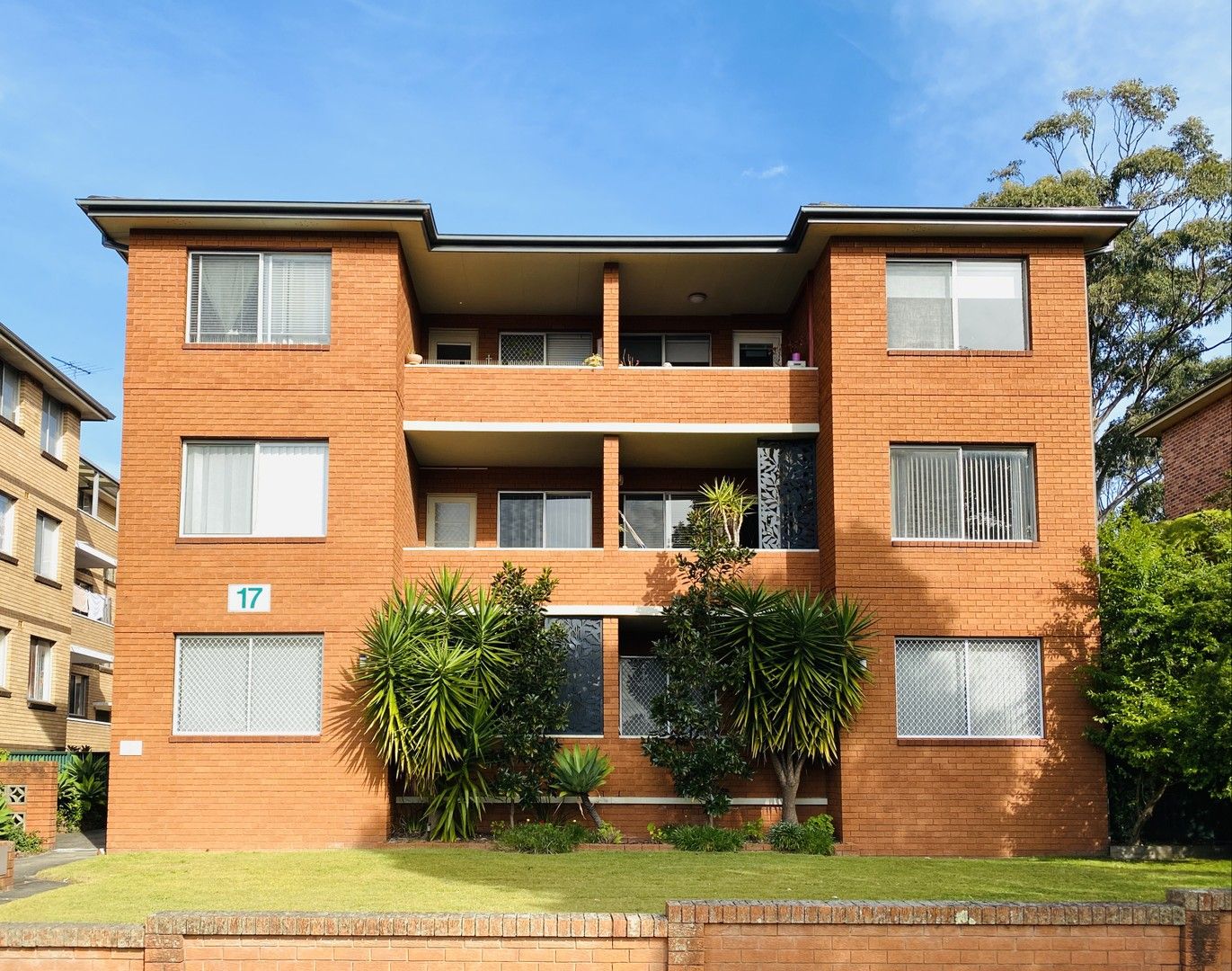 2 bedrooms Apartment / Unit / Flat in 16/17 Baxter Avenue KOGARAH NSW, 2217