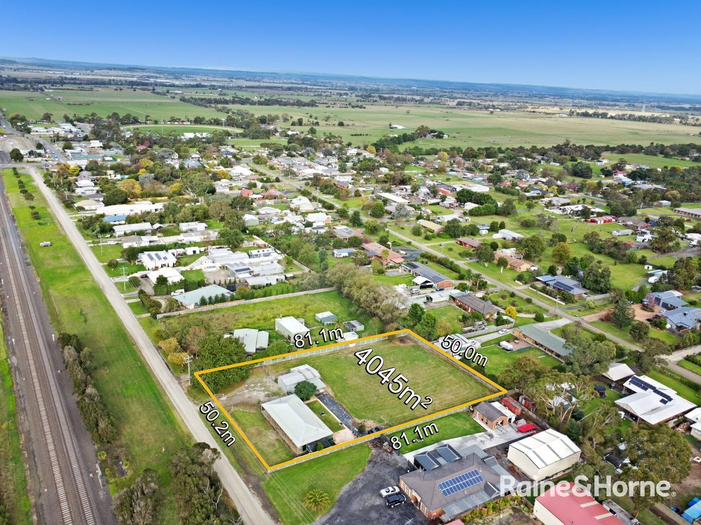 33 Mulcare Street, Nar Nar Goon VIC 3812 Domain