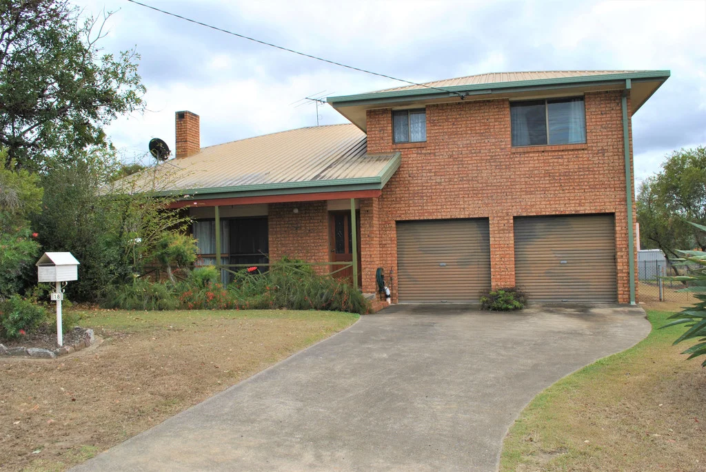 18 Barret Street, Flinders View QLD 4305