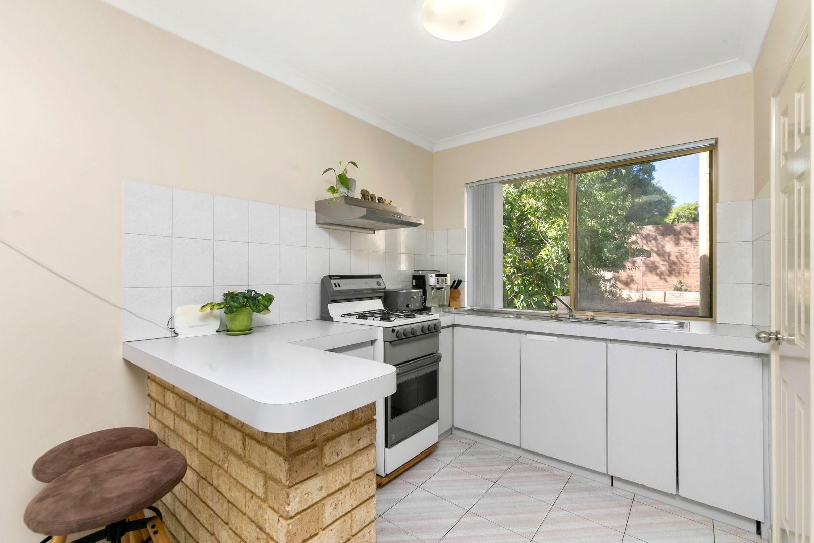 3/54 Hubble St, East Fremantle WA 6158, Image 2