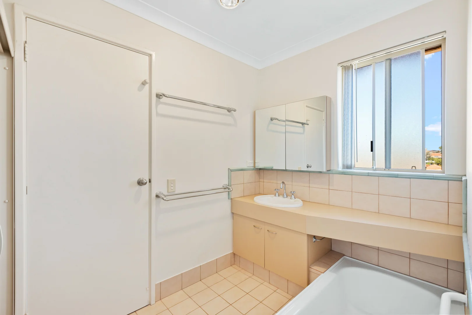 Additional image 11 of 43/7 Harman Road, Sorrento WA 6020