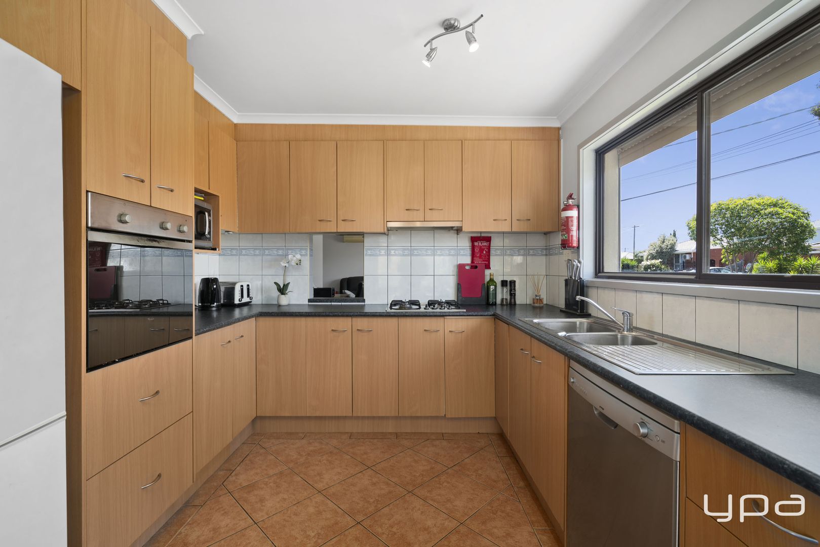 1/3 Sibley Street, Werribee VIC 3030, Image 2