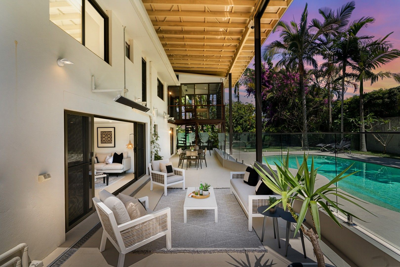 4 bedrooms House in 785 Fig Tree Pocket Road FIG TREE POCKET QLD, 4069