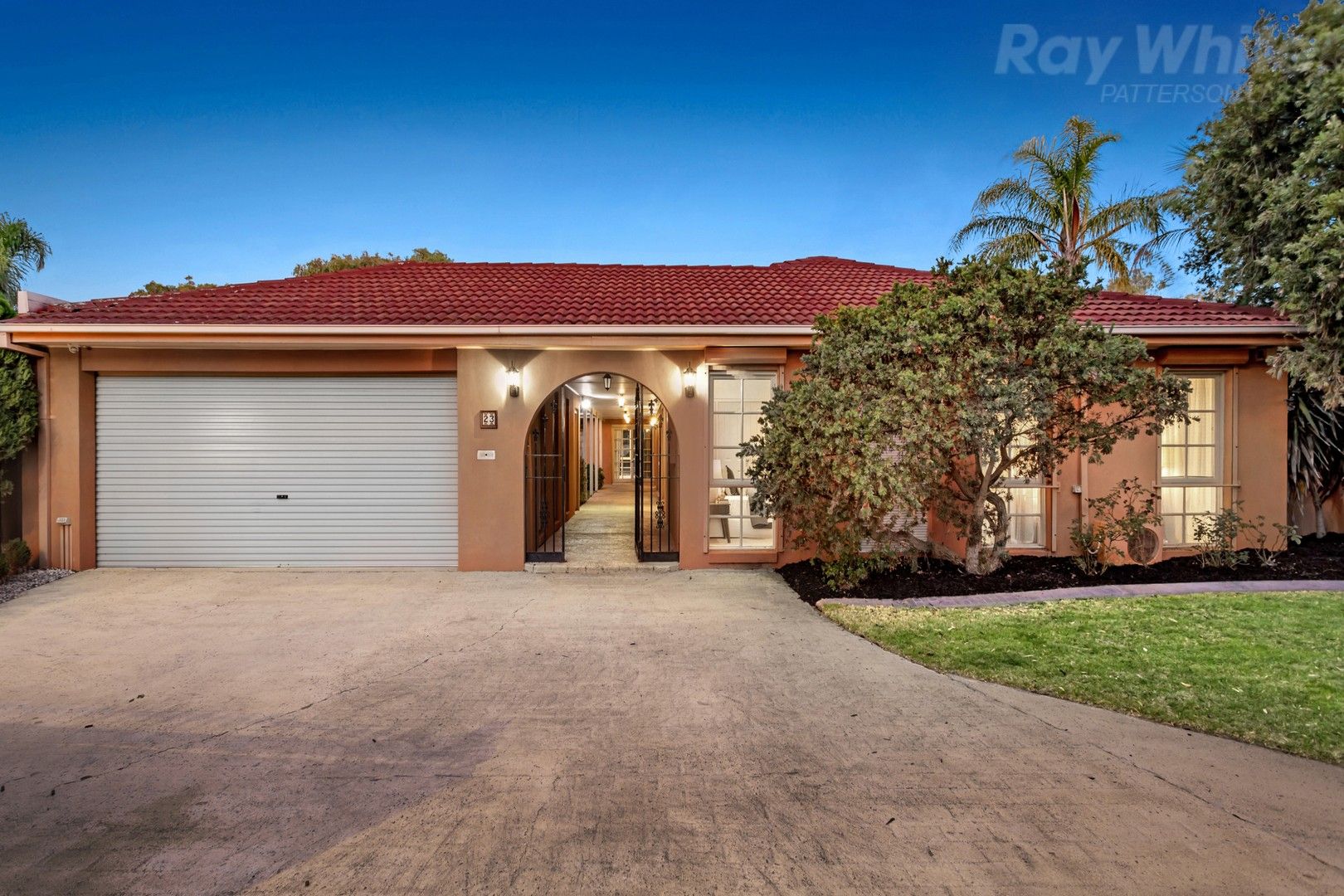 23 Gladesville Boulevard, Patterson Lakes VIC 3197, Image 2