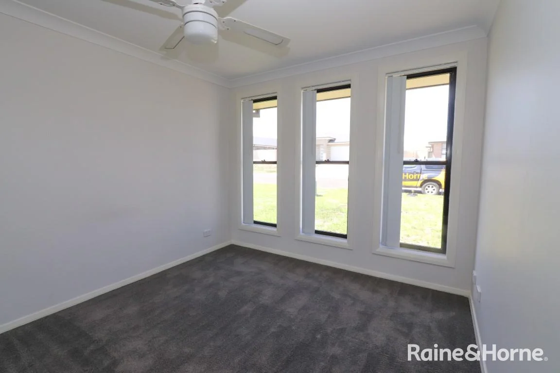 Additional image 6 of 80a Emerald Drive, Kelso NSW 2795
