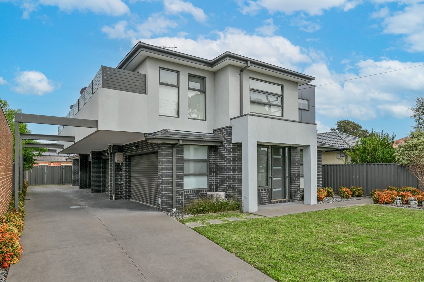 2 bedrooms Townhouse in 2/105 Middle Street HADFIELD VIC, 3046