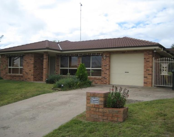 46 Lorimer Street, Llanarth NSW 2795