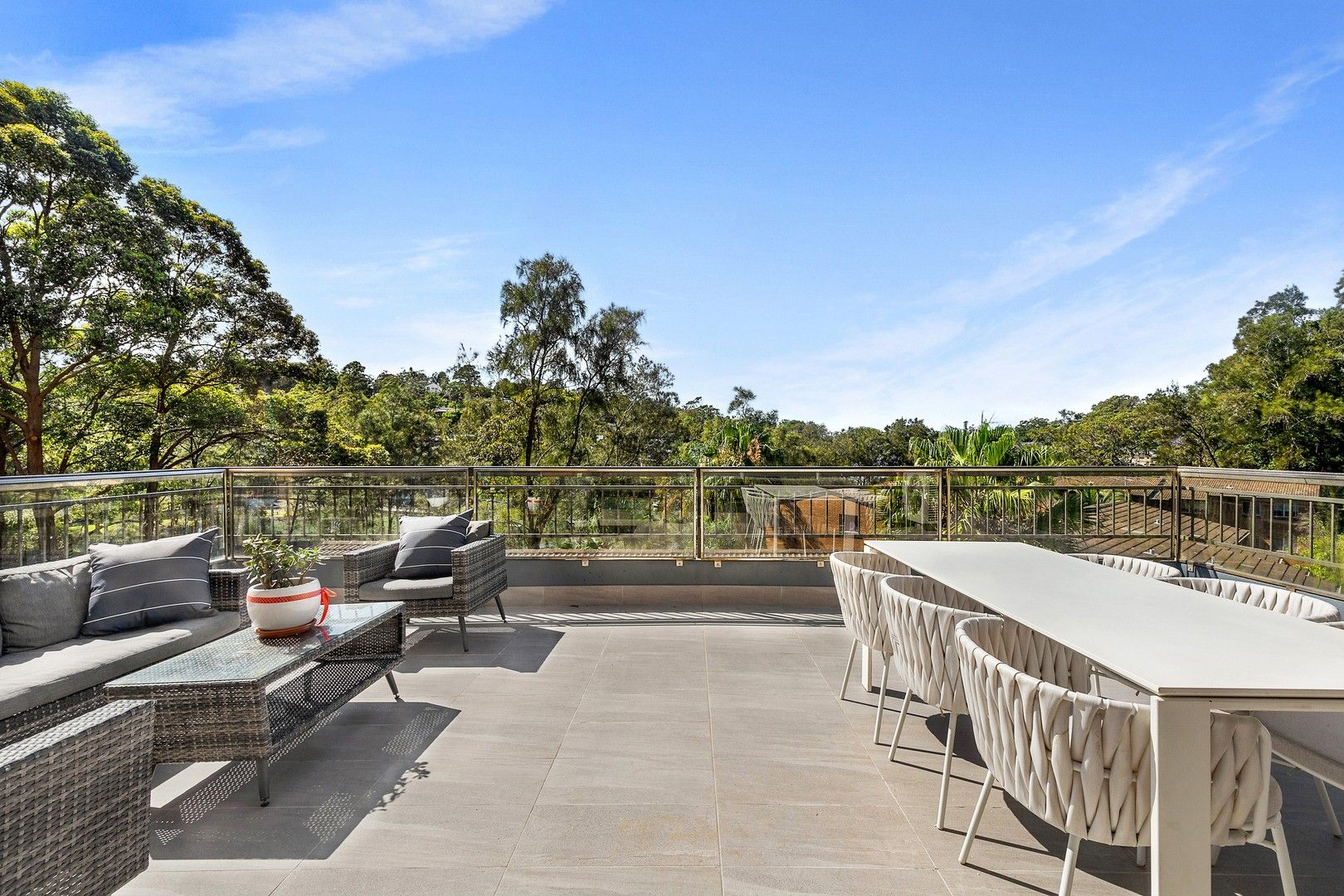 2 bedrooms Apartment / Unit / Flat in 45/302 Burns Bay Road LANE COVE NSW, 2066