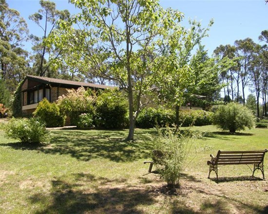 3 Ashley Place, Hill Top NSW 2575