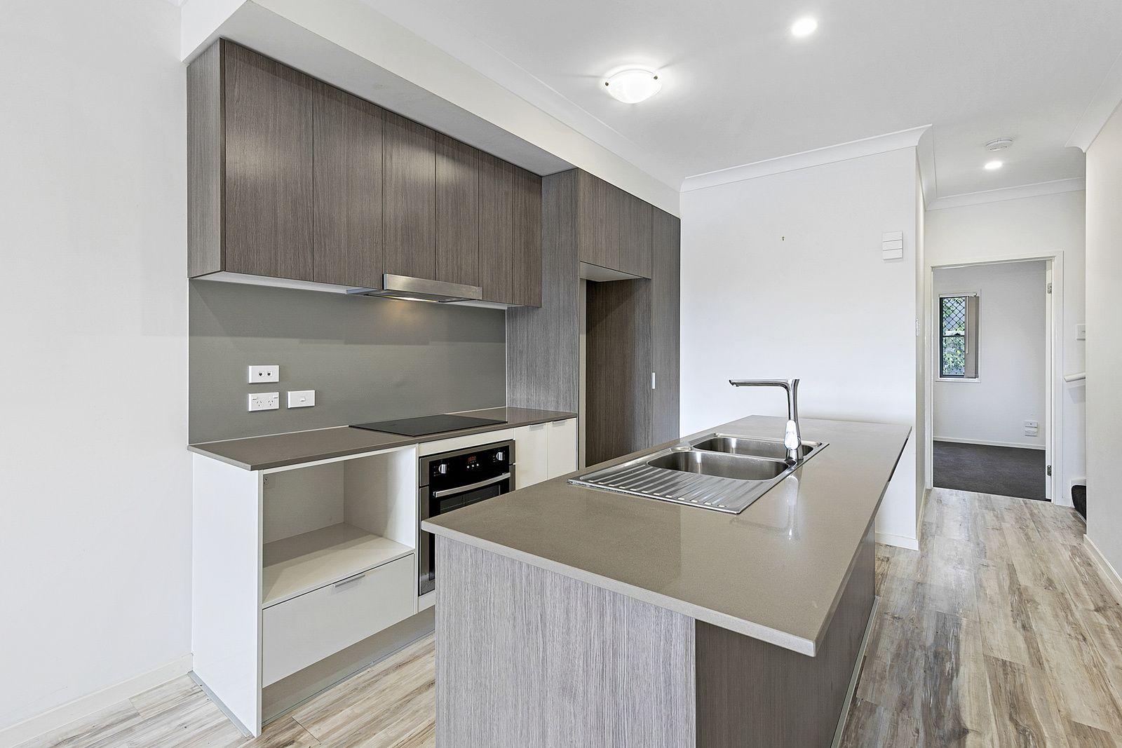50/4 Lewis Place, Manly West QLD 4179, Image 1