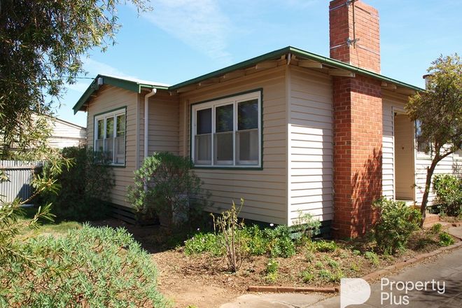 Picture of 32 Armstrong Street, CHARLTON VIC 3525