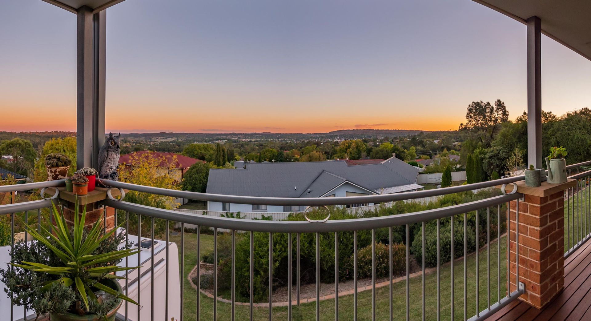 22 McCarthy Crescent, Armidale NSW 2350, Image 1