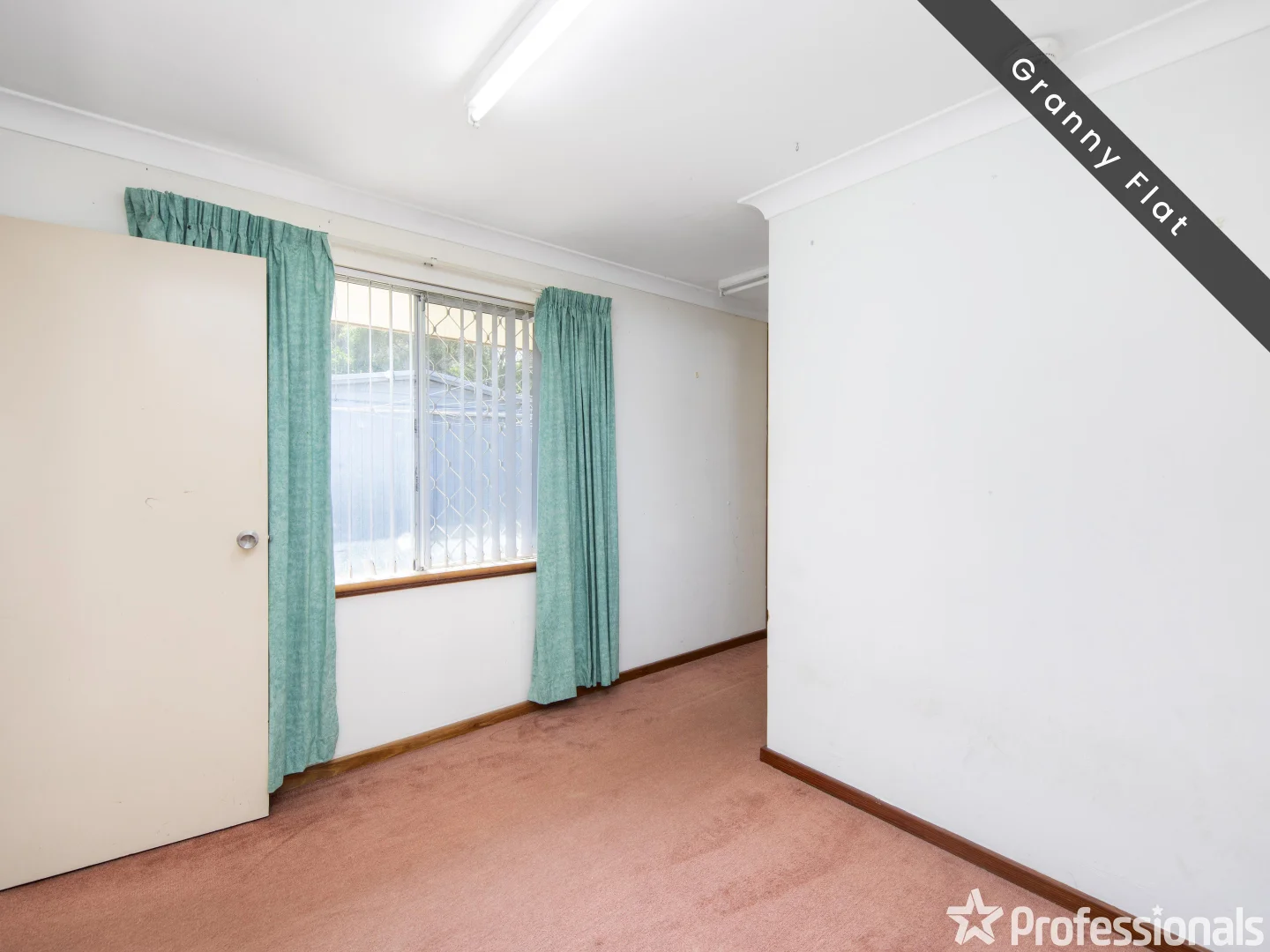 Additional image 21 of 22 Fairfax Road, Swan View WA 6056