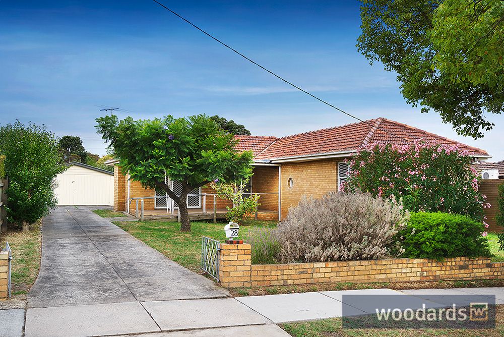 28 Madeleine Road, Clayton VIC 3168, Image 2