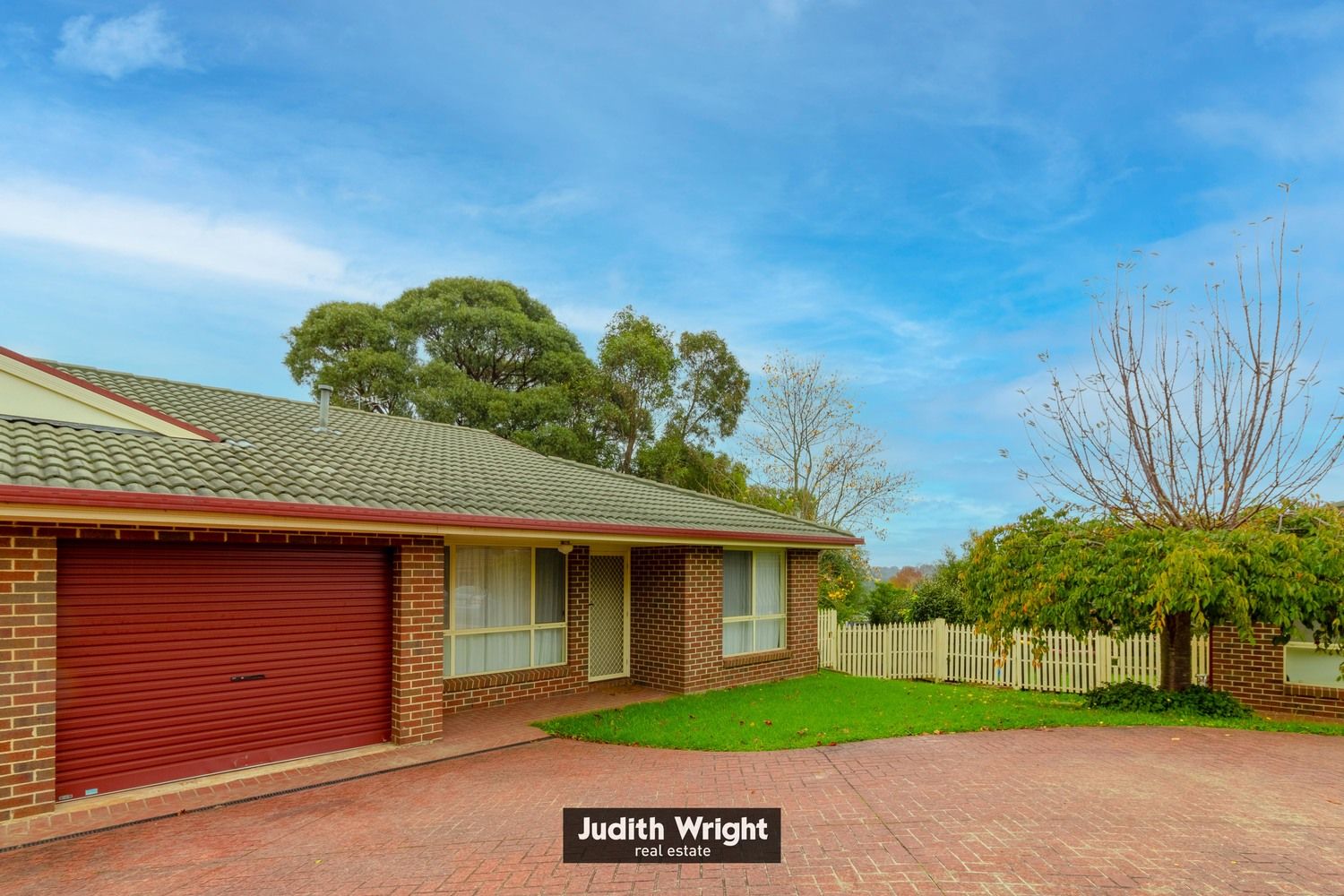 2 bedrooms Apartment / Unit / Flat in 19 Flax Mill Close DROUIN VIC, 3818