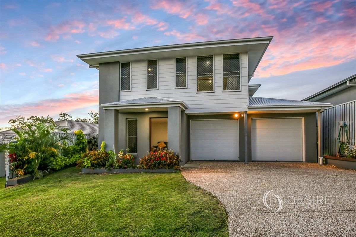 5 bedrooms House in 6 Longstaff Crescent PIMPAMA QLD, 4209