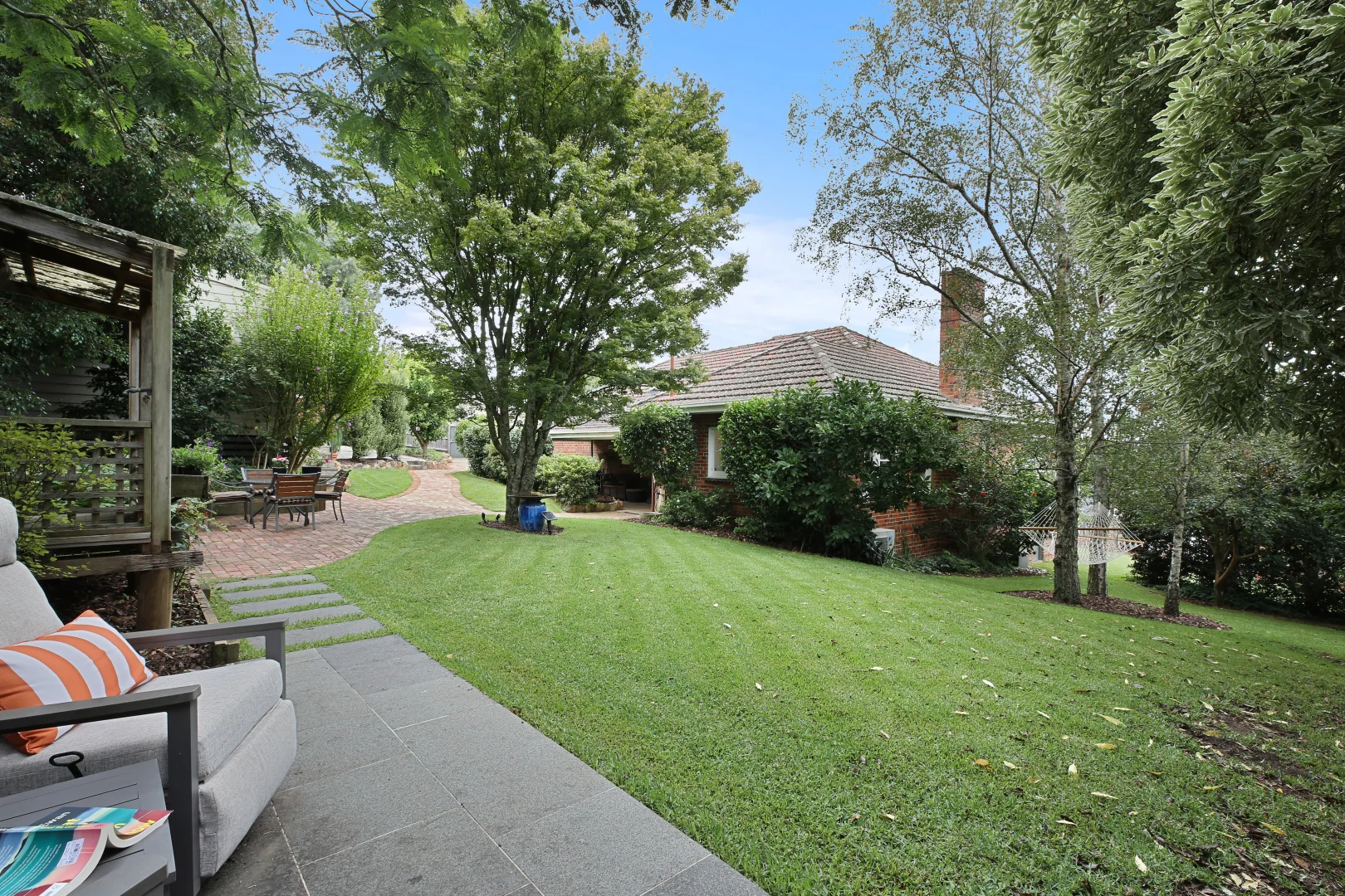 Image 12