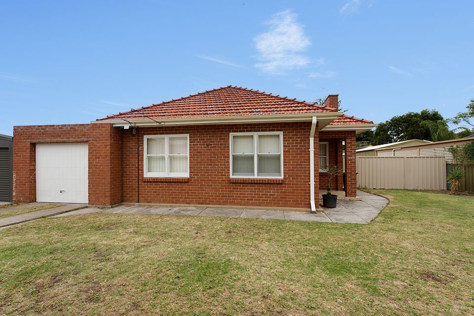 3 bedrooms House in 7 Ulinga Street GLENELG NORTH SA, 5045