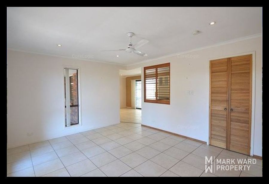14 Knightsbridge Crescent, Rochedale South QLD 4123, Image 2