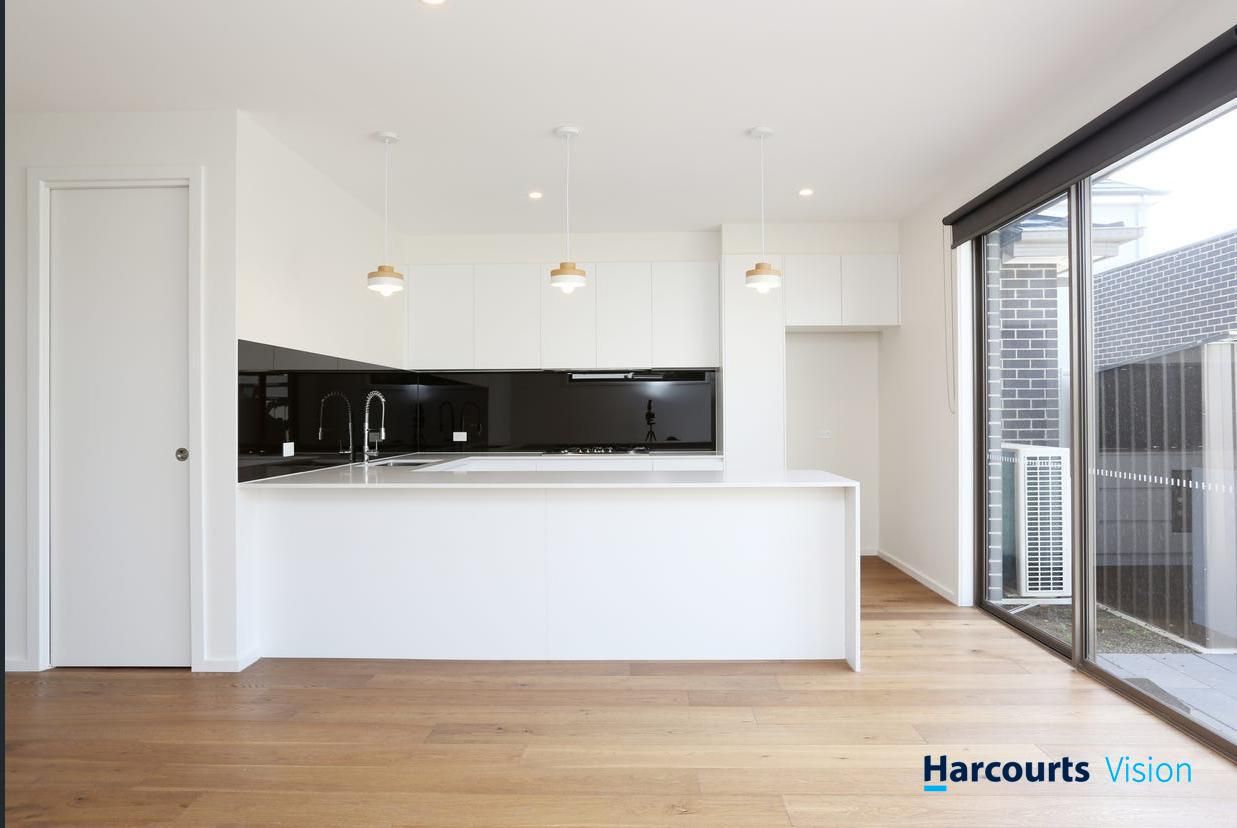 1/6 Cooper Street, Essendon VIC 3040 House For Rent 790 Domain