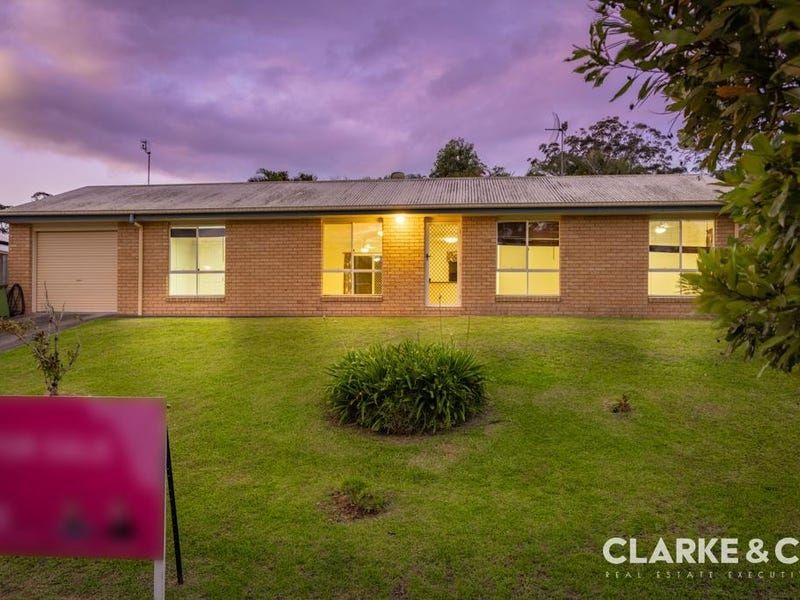 8 Olivia Court, Landsborough QLD 4550, Image 0