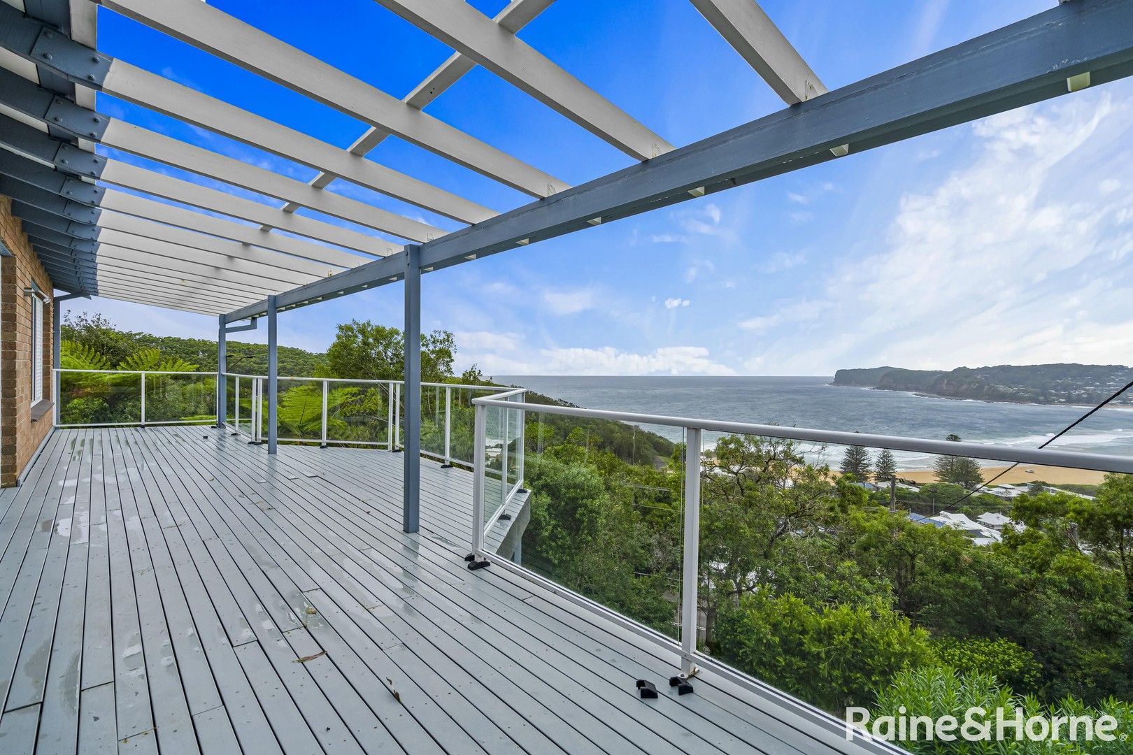 4 bedrooms House in 34 Bellevue Crescent NORTH AVOCA NSW, 2260
