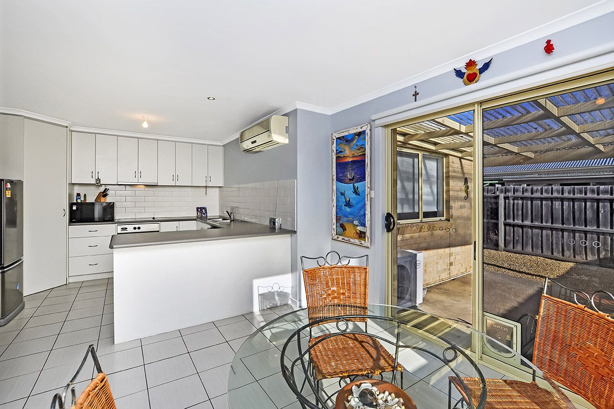 1/161 Coleraine Rd, Hamilton VIC 3300, Image 2