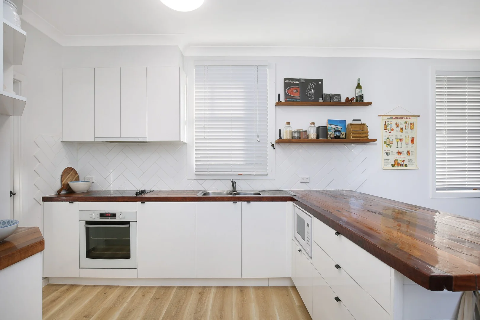 69 Maynes Parade, Unanderra NSW 2526