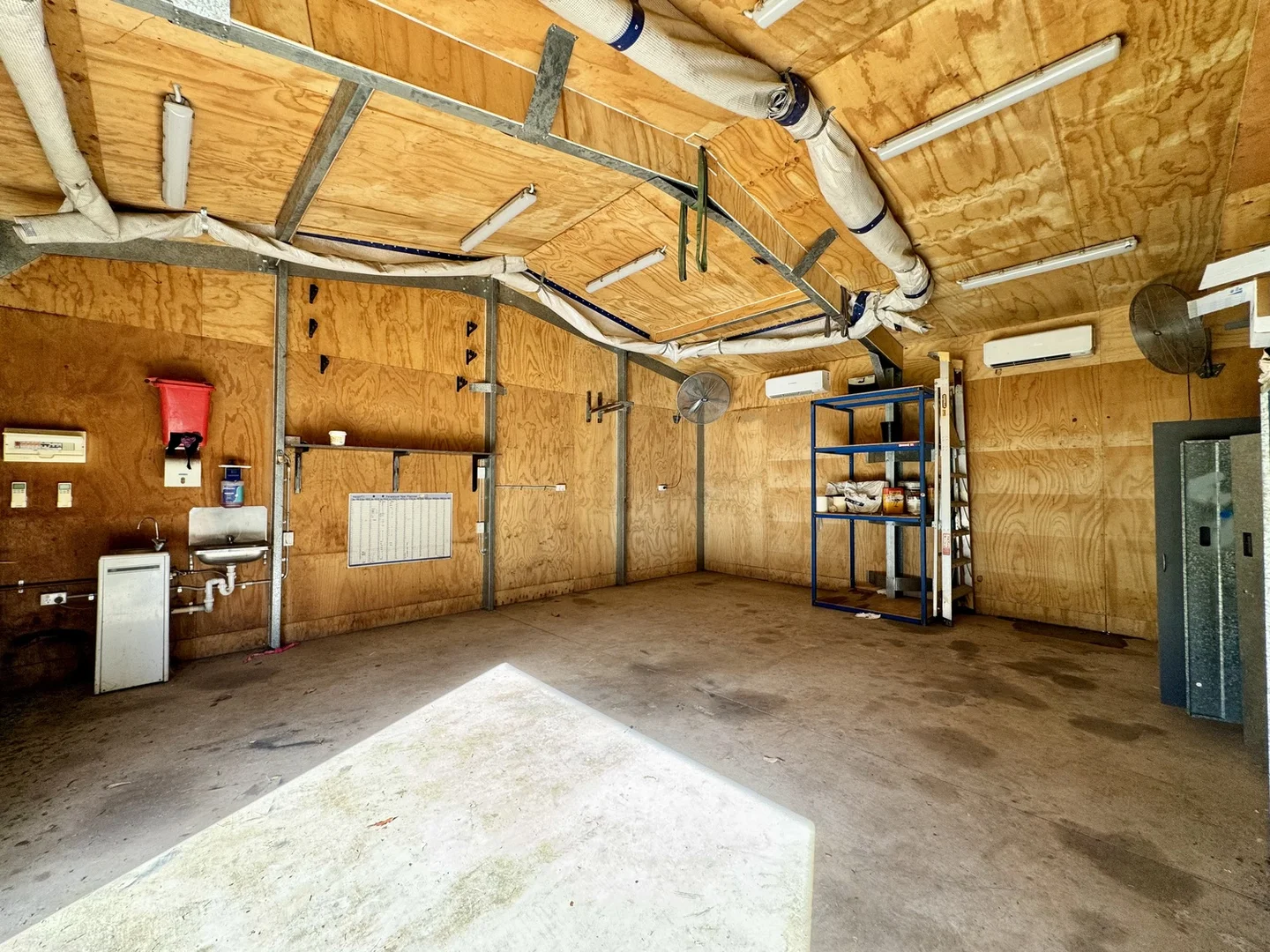 Additional image 26 of 10 GOOLAGONG Crescent, Moranbah QLD 4744