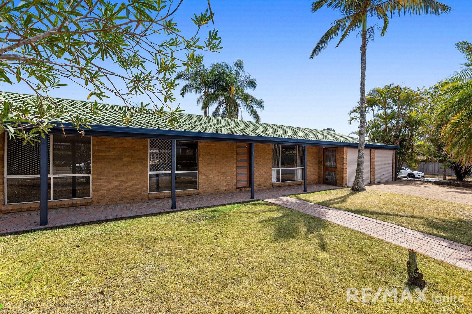 19 Glen Ross Road, Sinnamon Park QLD 4073 House For Rent 550 Domain