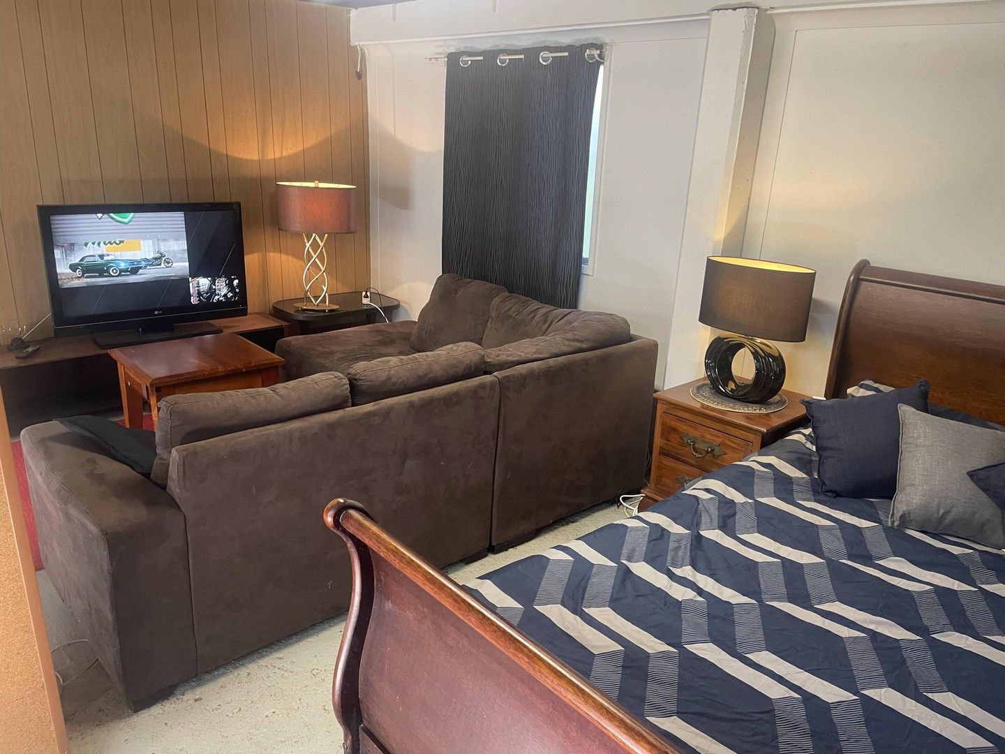 Studio in 21 Fowey Street, SUNNYBANK HILLS QLD, 4109