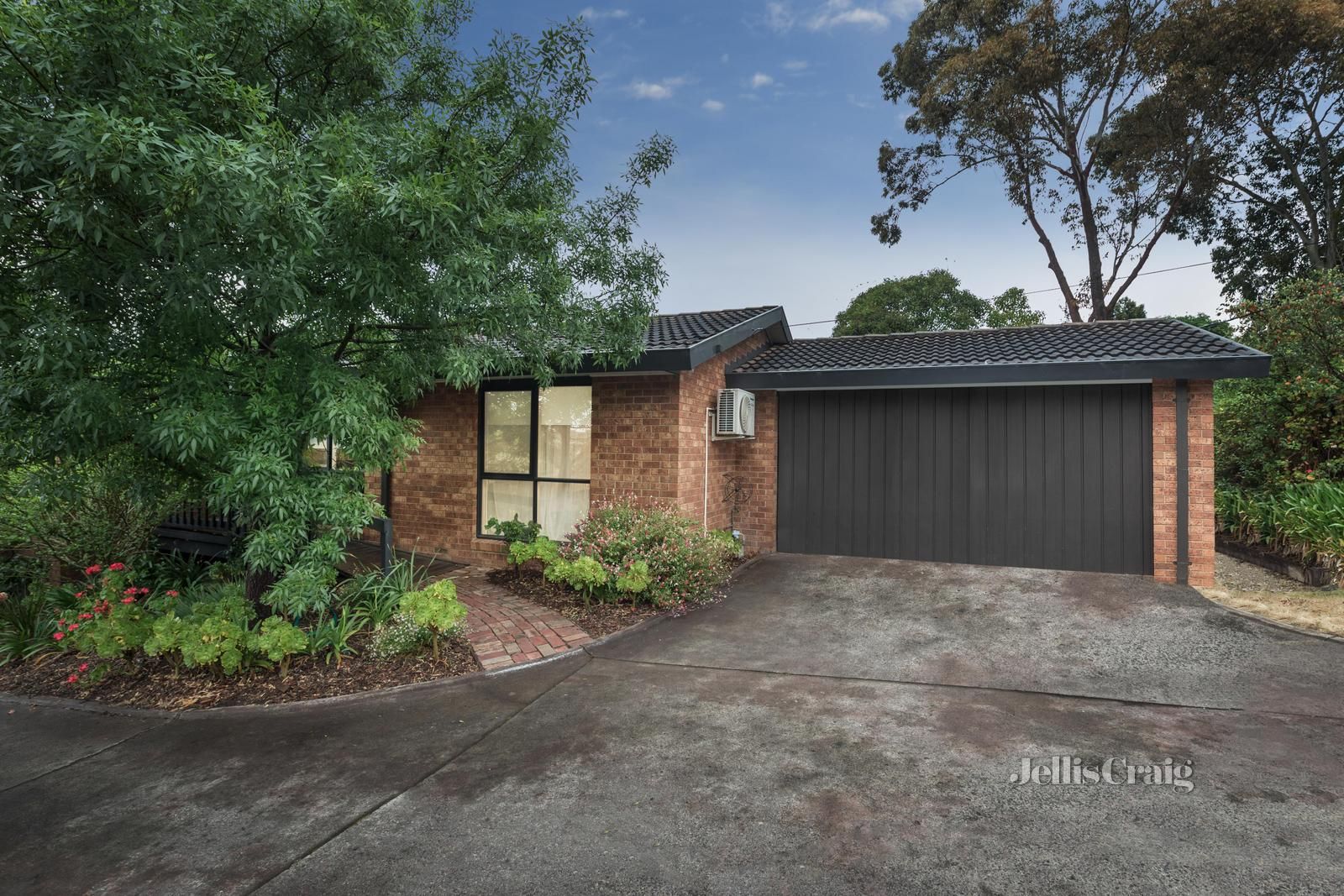 1/290 St Helena Road, St Helena VIC 3088, Image 0