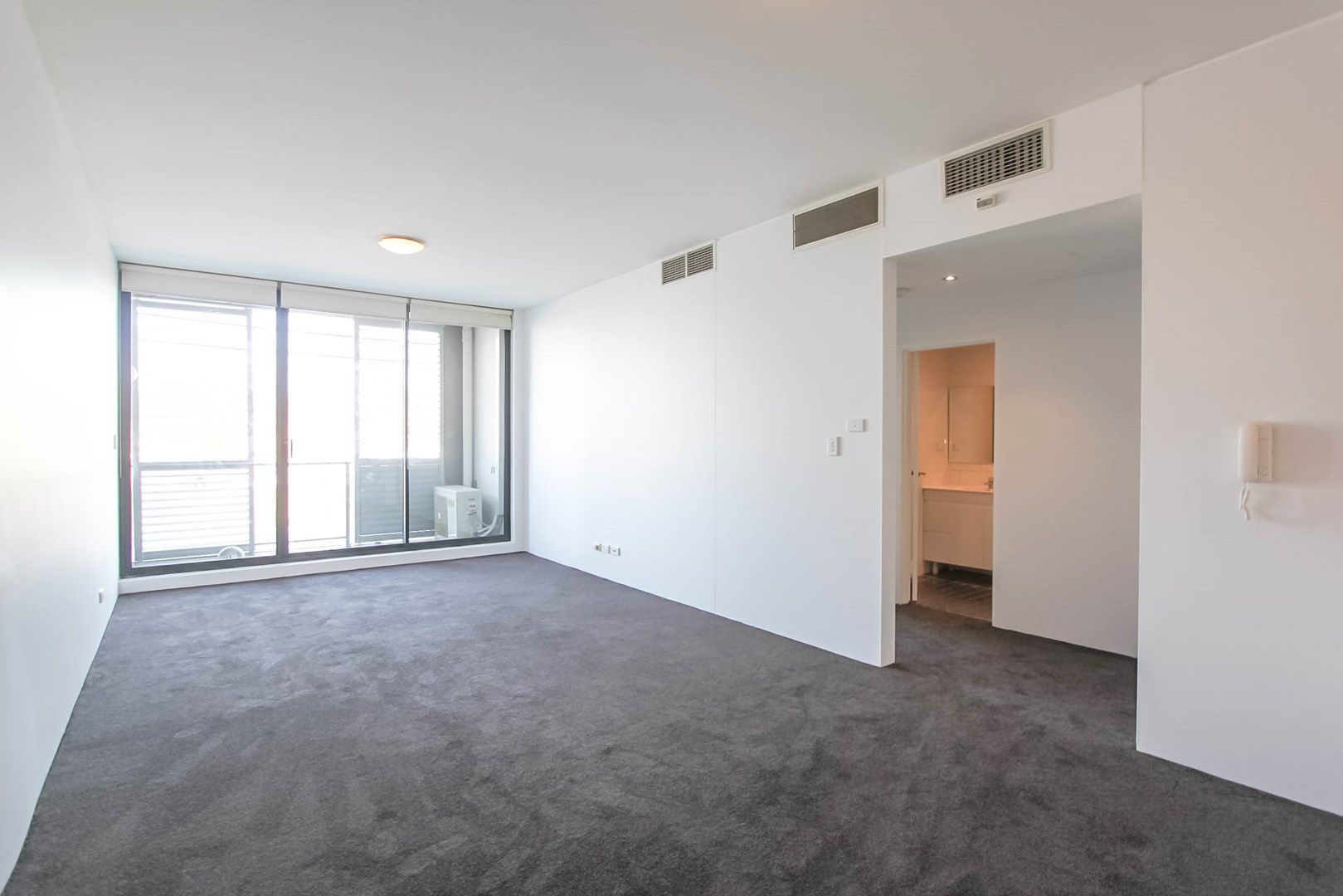 1 bedrooms Apartment / Unit / Flat in Lv 1/49 Regent Street CHIPPENDALE NSW, 2008