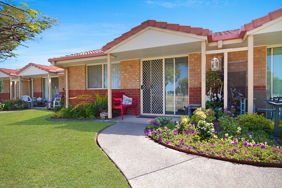 2/74 Greenway Drive, Banora Point Property History & Address Research