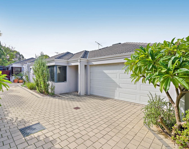 2/20A Benedick Road, Coolbellup WA 6163