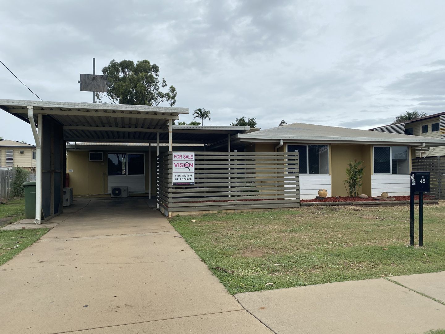 Sold 42 Clements St, Moranbah QLD 4744 on 15 Dec 2023 2017438306 Domain