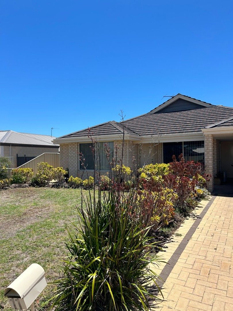 3 bedrooms House in 11 Boolok Way CAPEL WA, 6271