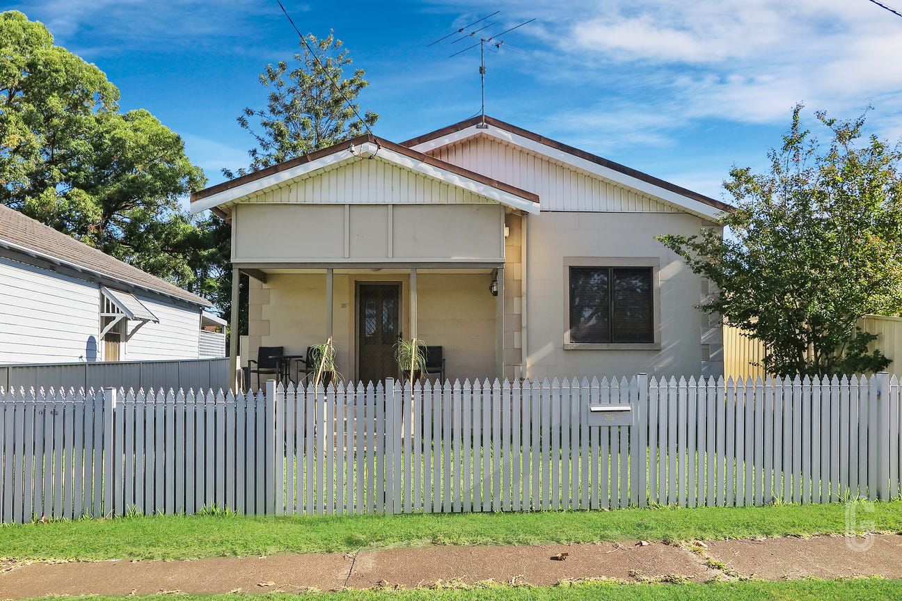 35 Gavey Street, Mayfield NSW 2304, Image 0