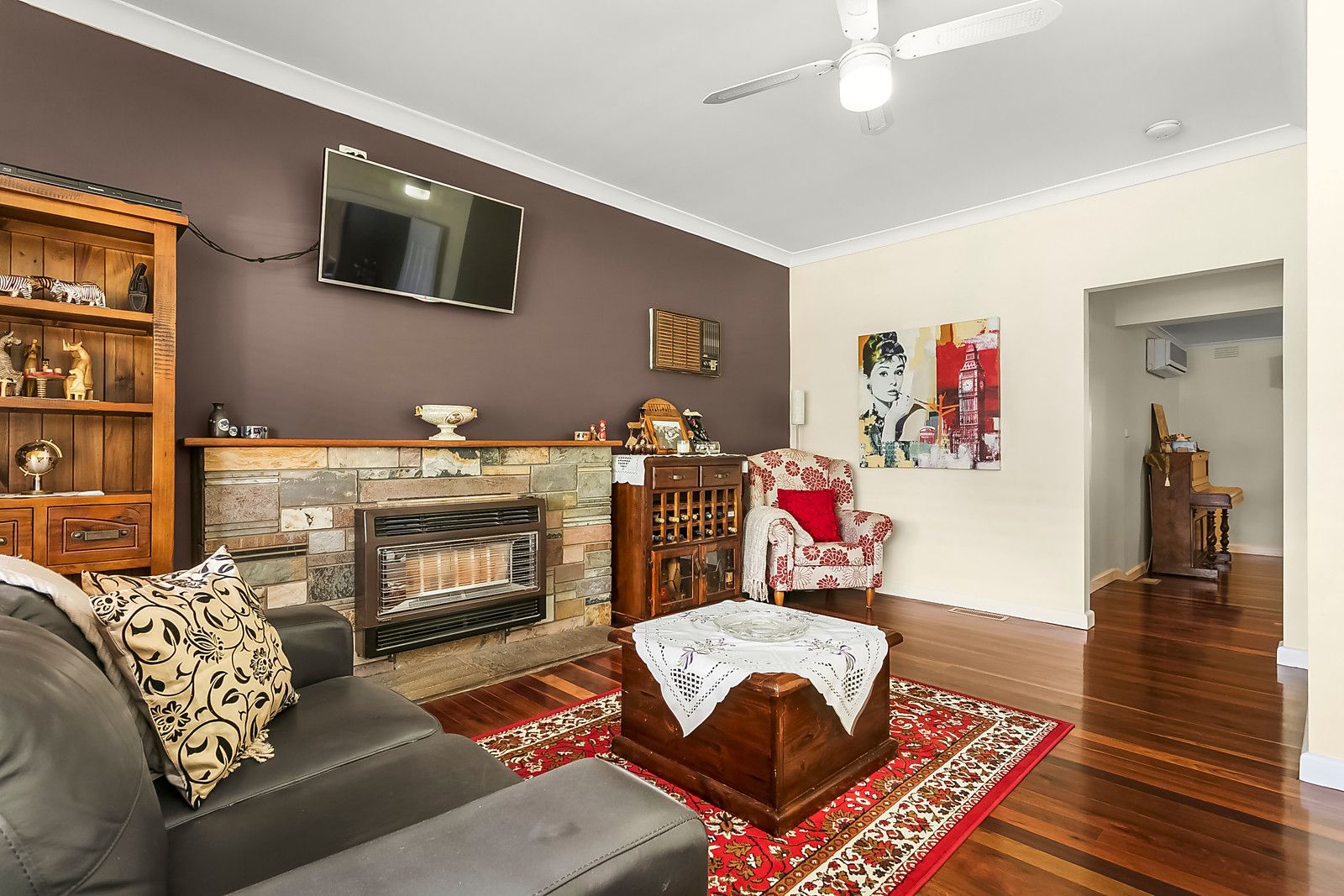 1/12 Sylvester Street, Oak Park VIC 3046, Image 2