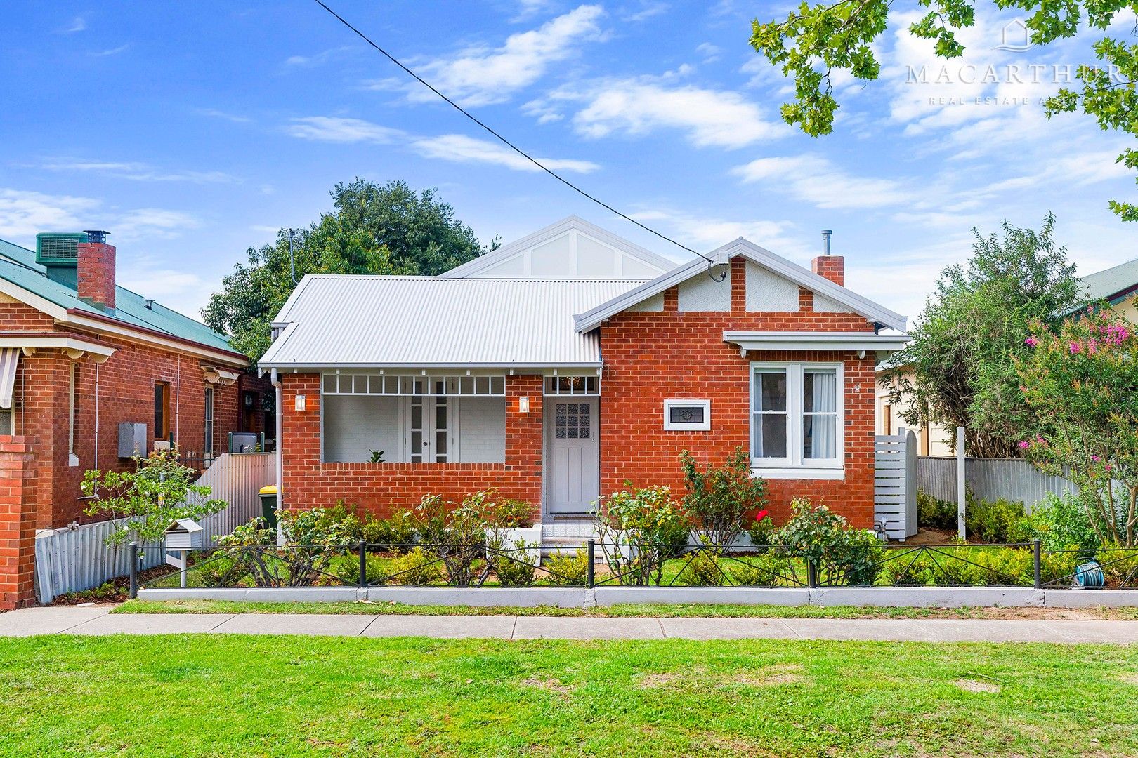 220 Gurwood Street, Wagga Wagga NSW 2650, Image 0