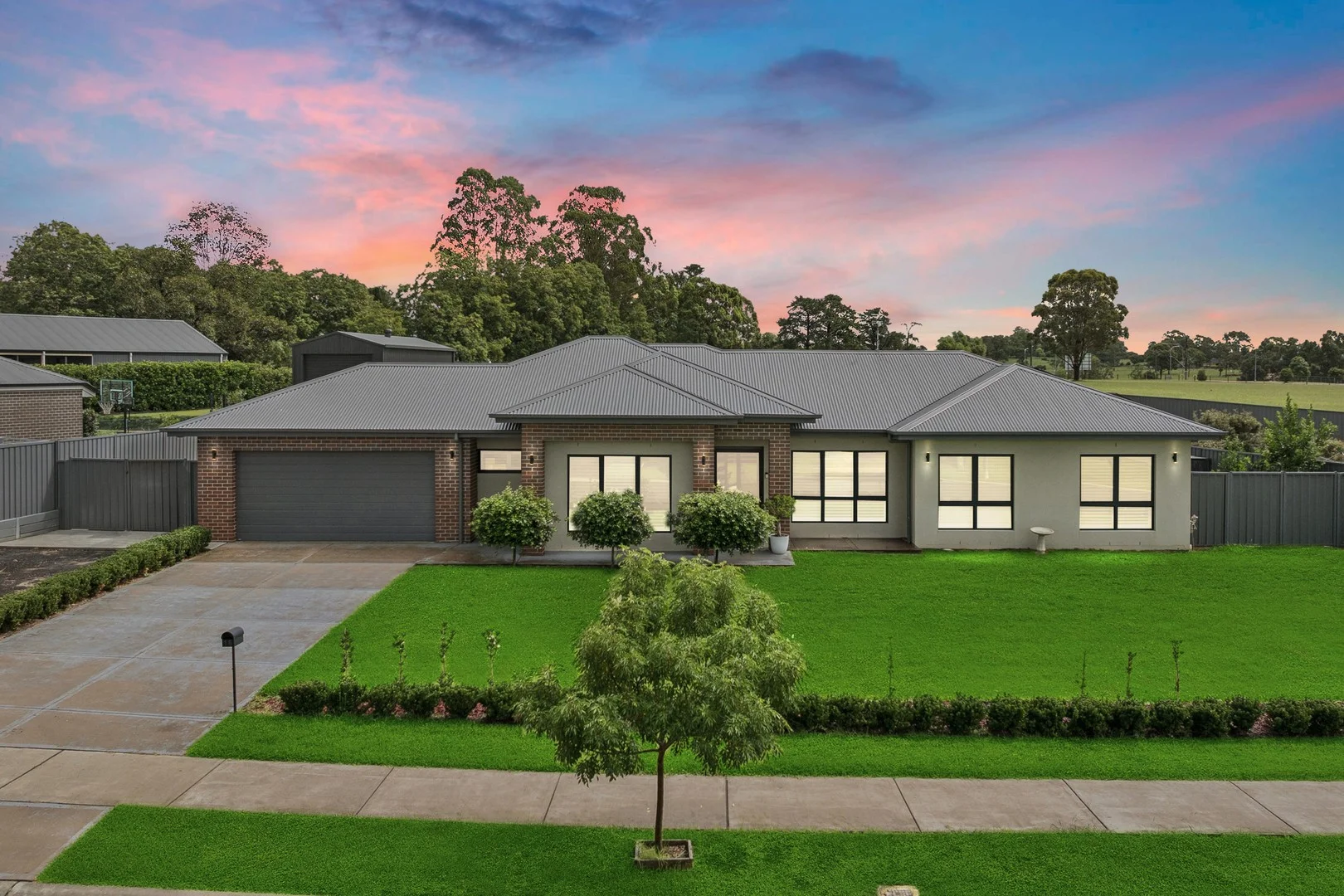 16 Enderle Drive, Lochinvar NSW 2321