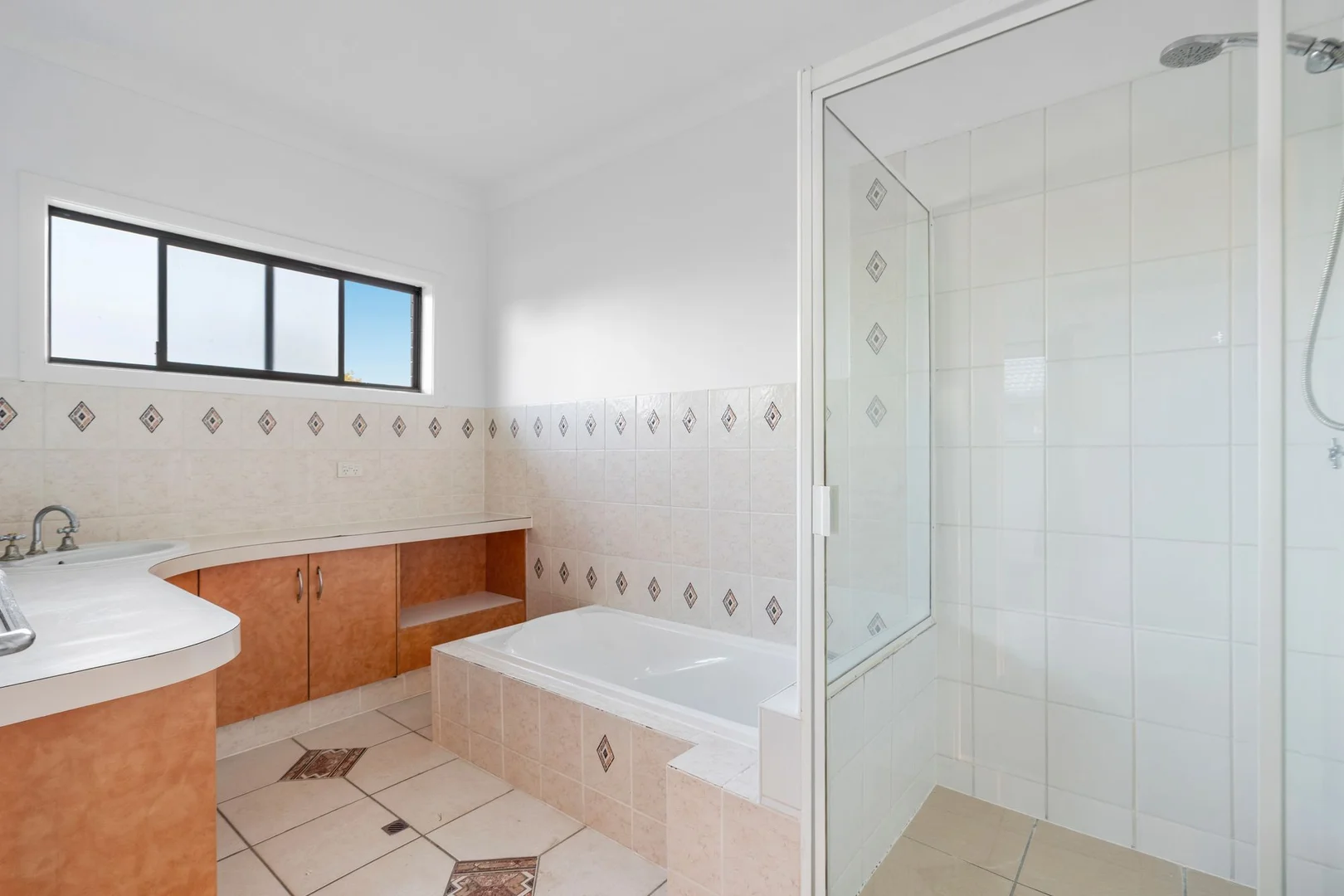 Additional image 5 of 24 Bedivere, Carindale QLD 4152