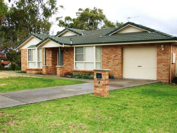 3 Eucalypt Avenue, Oxley Vale NSW 2340