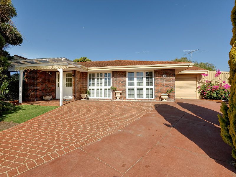 33 Burnett Avenue, Leeming WA 6149, Image 0