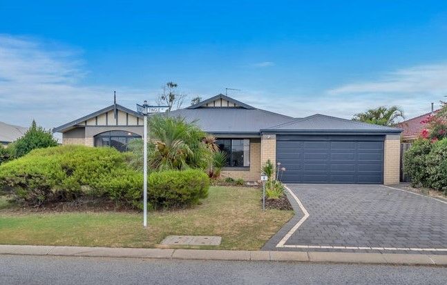 4 bedrooms House in 6 Tingle Way HALLS HEAD WA, 6210