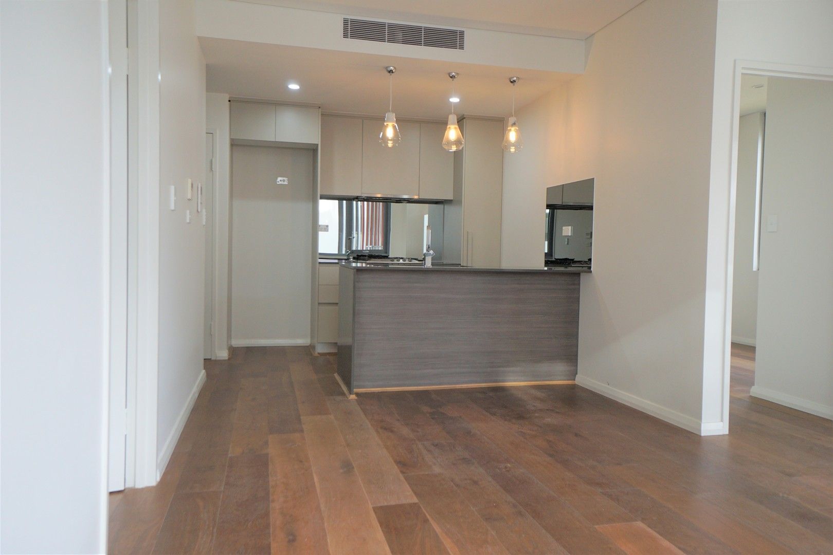 2 bedrooms Apartment / Unit / Flat in 13/12-14 Carlingford Road EPPING NSW, 2121
