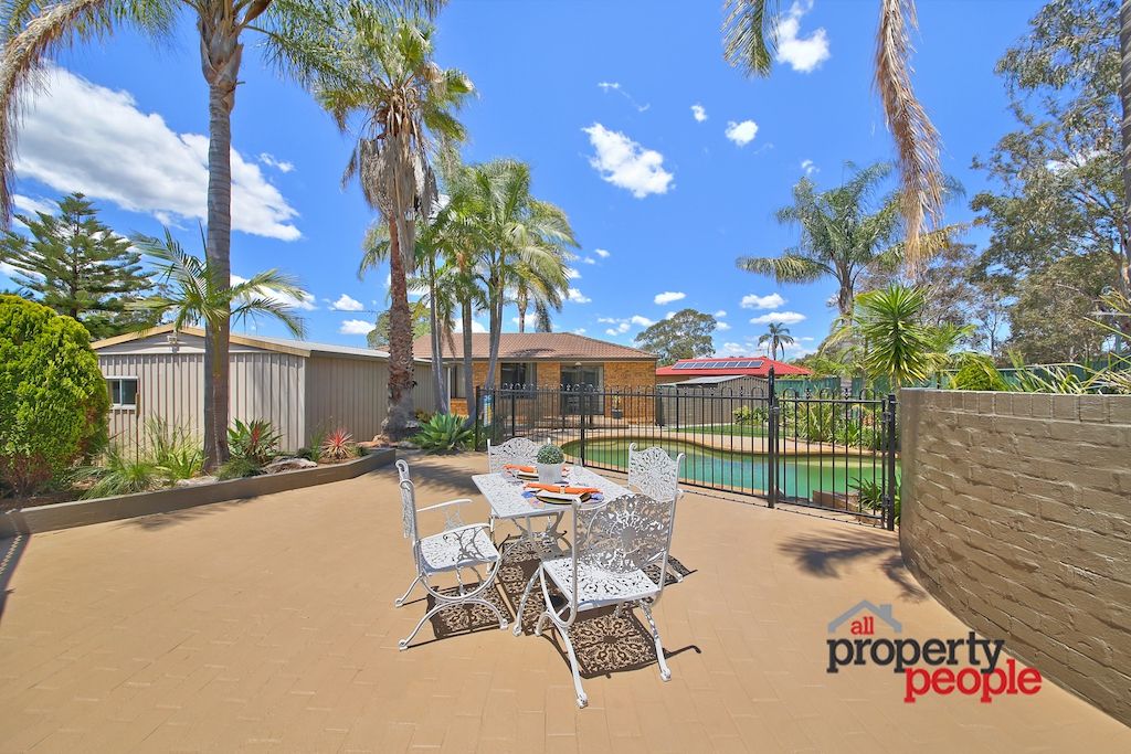 11 Bramble Place, Macquarie Fields NSW 2564, Image 2