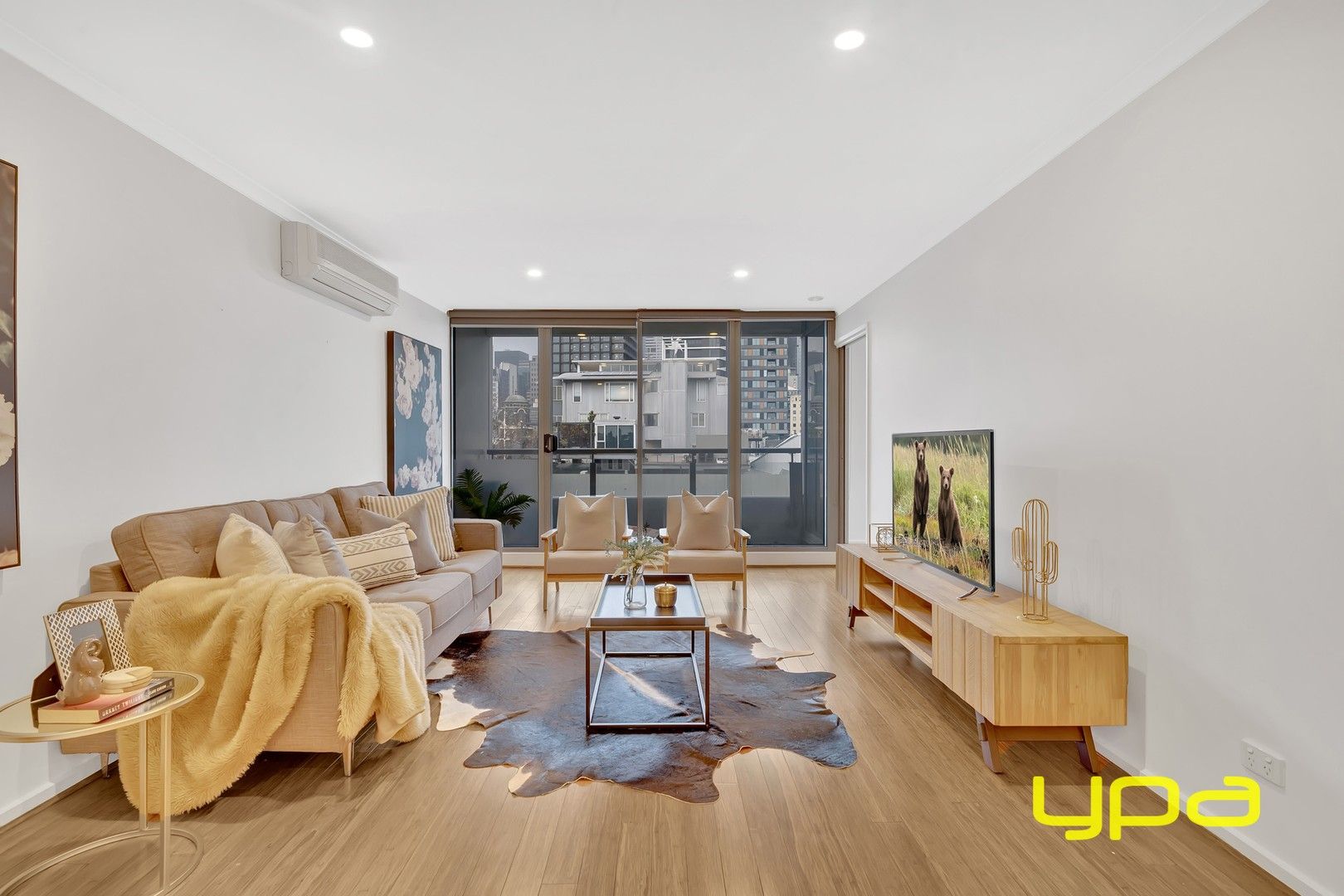 2 bedrooms Apartment / Unit / Flat in 515/118 Dudley Street WEST MELBOURNE VIC, 3003